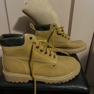 Lower Eastside Tan boots